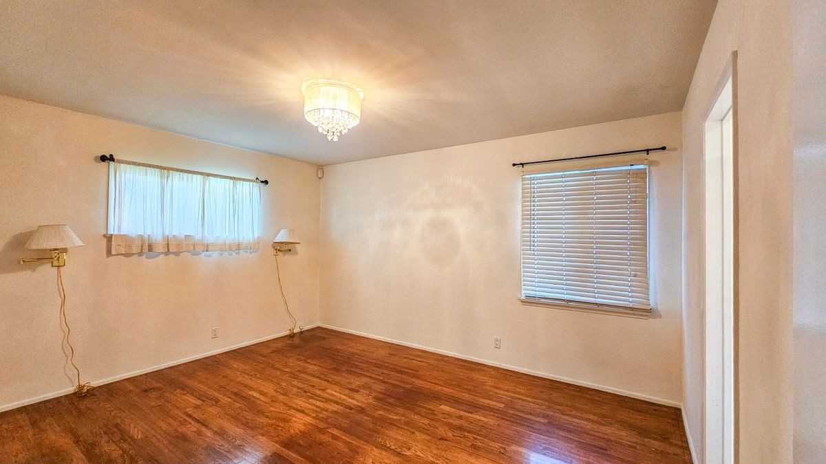 303 E Las Flores Ave - Photo 3 of 4