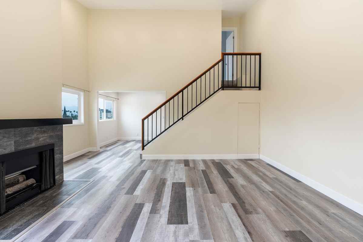 320 E Stocker St ##319 - Photo 6 of 21