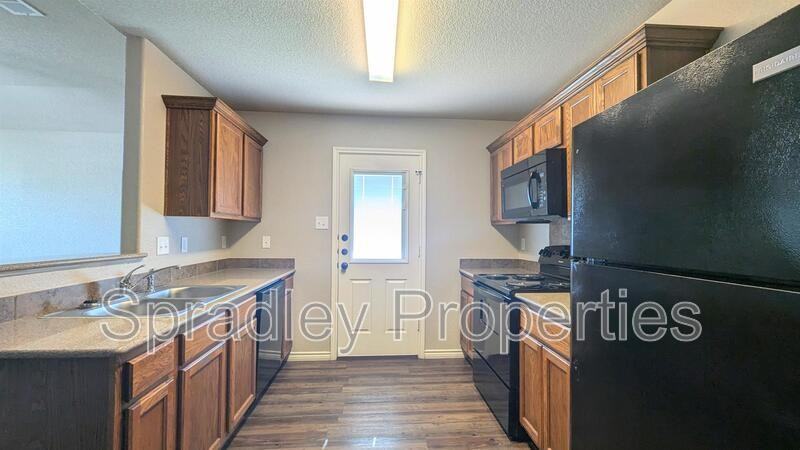 505A Kacie Dr #A - Photo 3 of 9