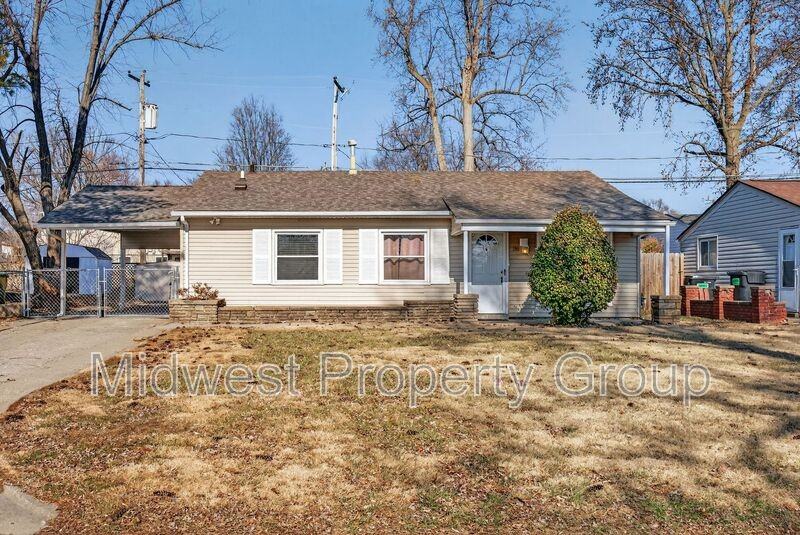 36 Jamestown Dr - Photo 2 of 28