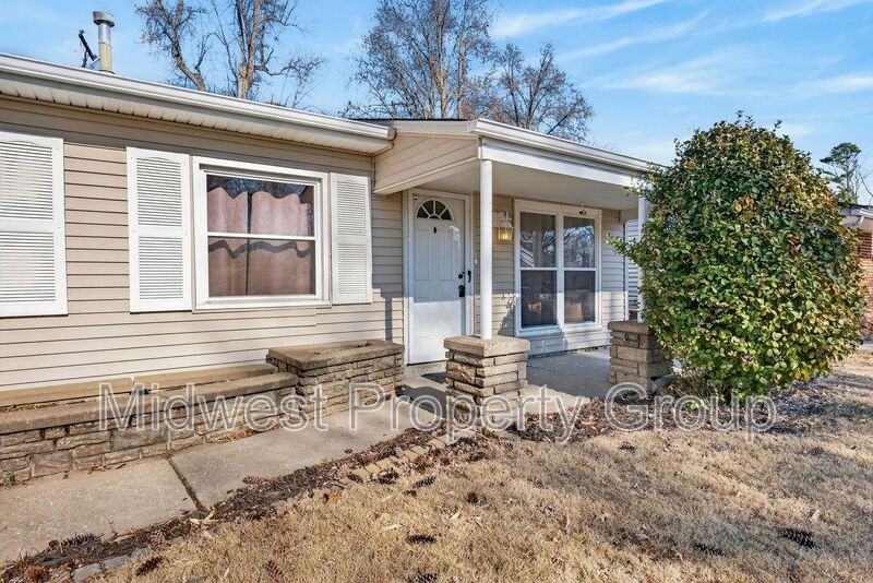 36 Jamestown Dr - Photo 4 of 28