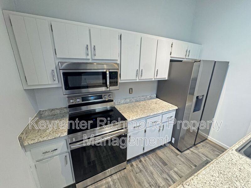 6139 Stockade Ct - Photo 5 of 18