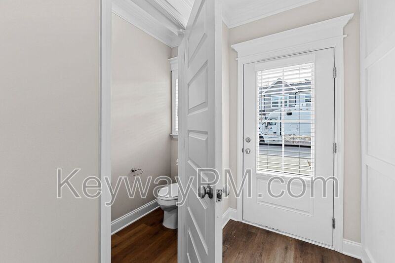 4505 Chestnut Trl - Photo 4 of 27