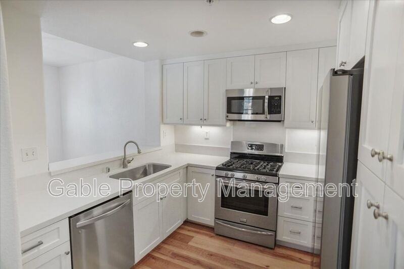 28279 Canterbury Ct - Photo 2 of 18