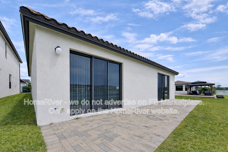 8744 Madrid Cir - Photo 4 of 25