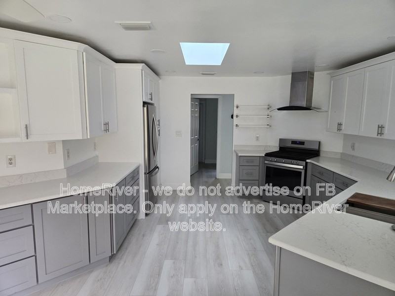 6516 Flamingo Rd - Photo 3 of 12