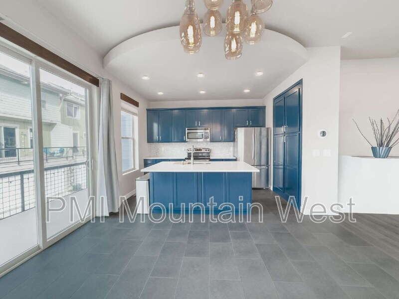 7537 S Russi Pl - Photo 7 of 30