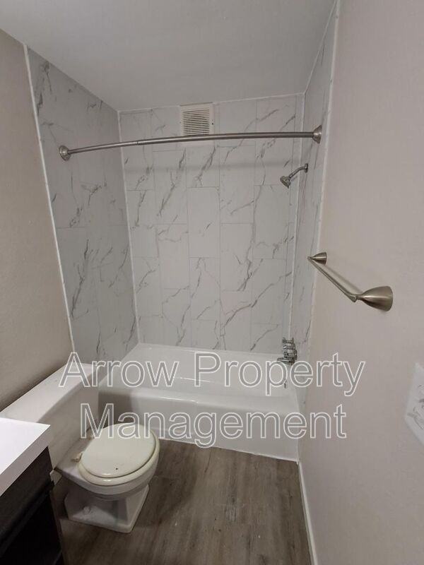 1416 Oakland Rd Ne - Photo 7 of 9