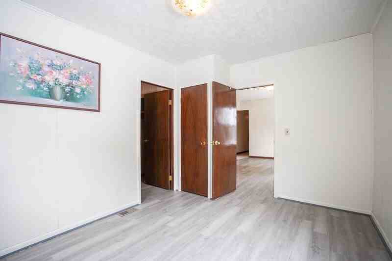 13 1/2 Weston St #1 - Photo 7 of 14