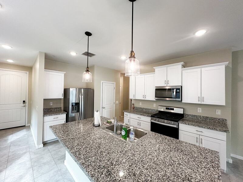 40523 W Shaver Dr - Photo 5 of 33