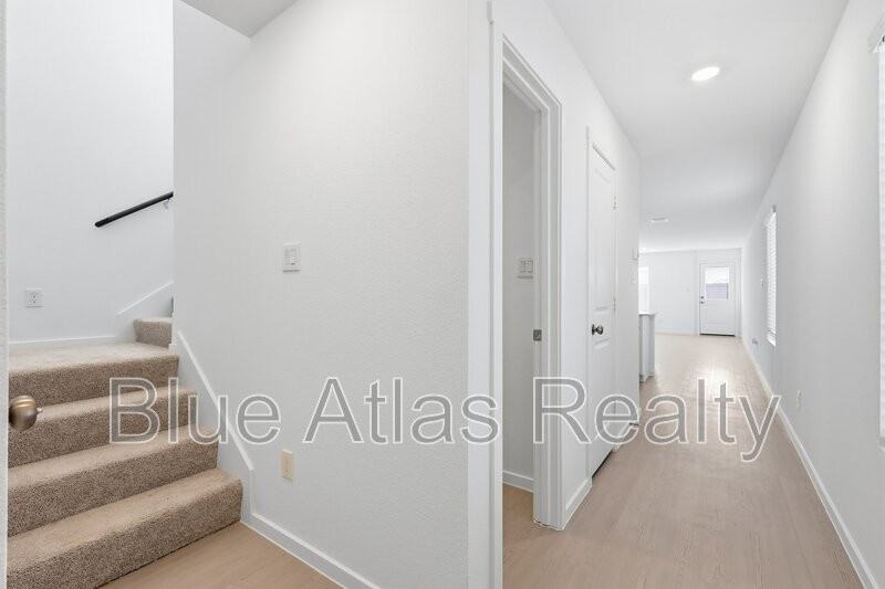 12200 Steeplechase Dr - Photo 3 of 19