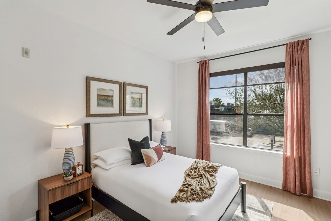 Instrata Upper Kirby - Photo 7 of 51