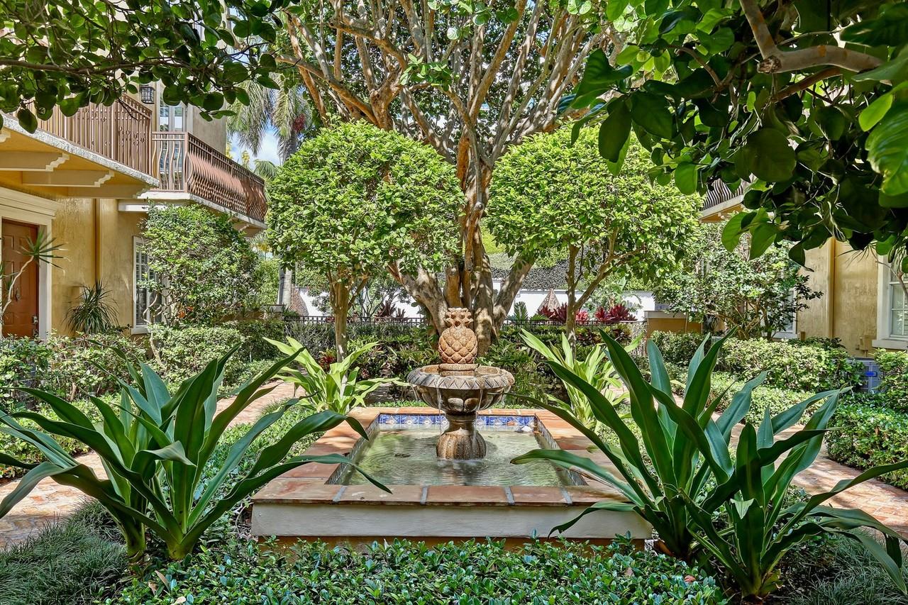 72 Se 6th Ave #C - Photo 3 of 40