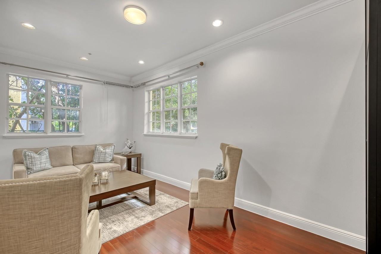 72 Se 6th Ave #C - Photo 6 of 40