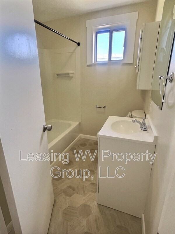 2489 Main St - Photo 3 of 4