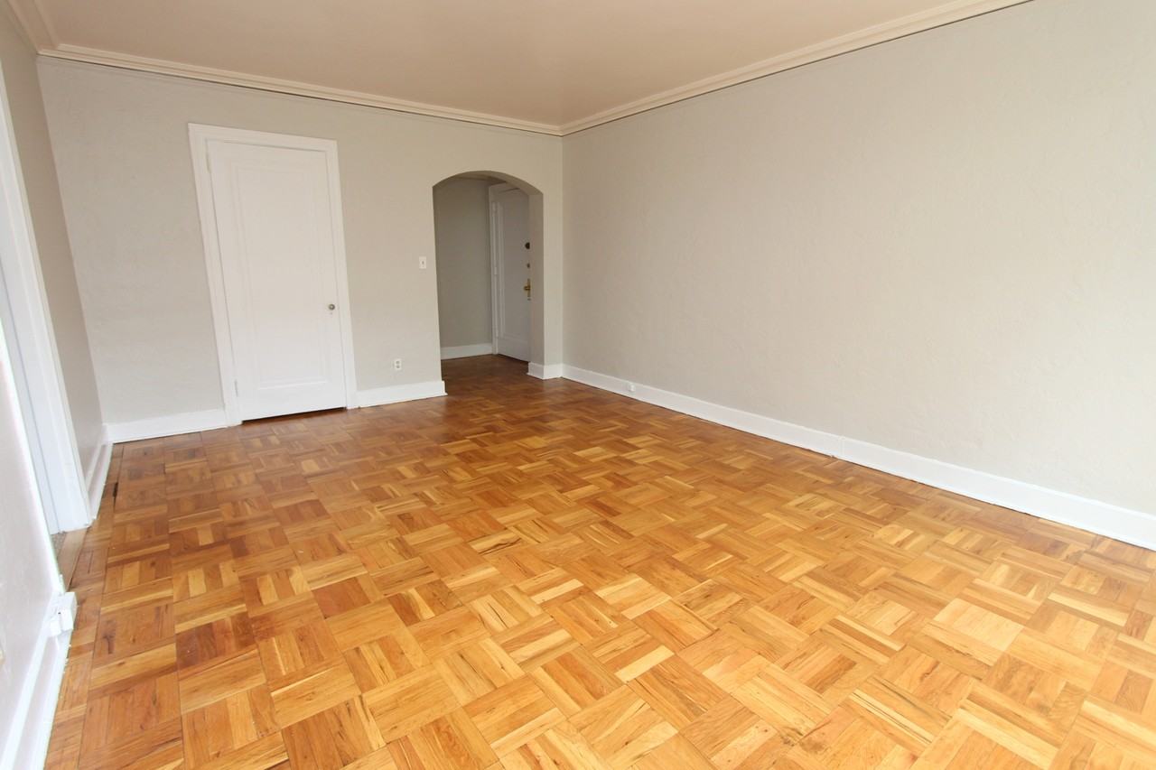 HOBART WEMBERLEY 5610-- 186 - Photo 2 of 6