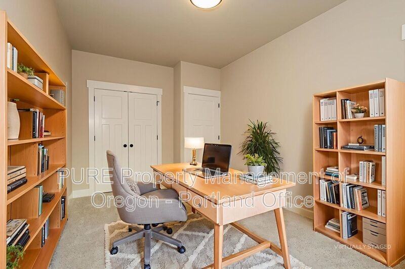 2659 Ne Justus Ave - Photo 3 of 19