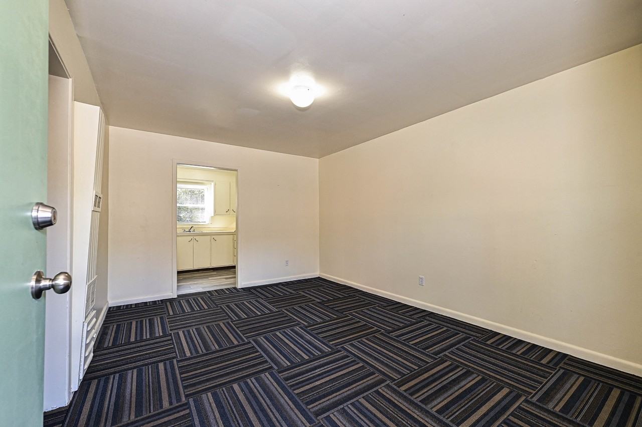 ChurchNE260 - Photo 4 of 11