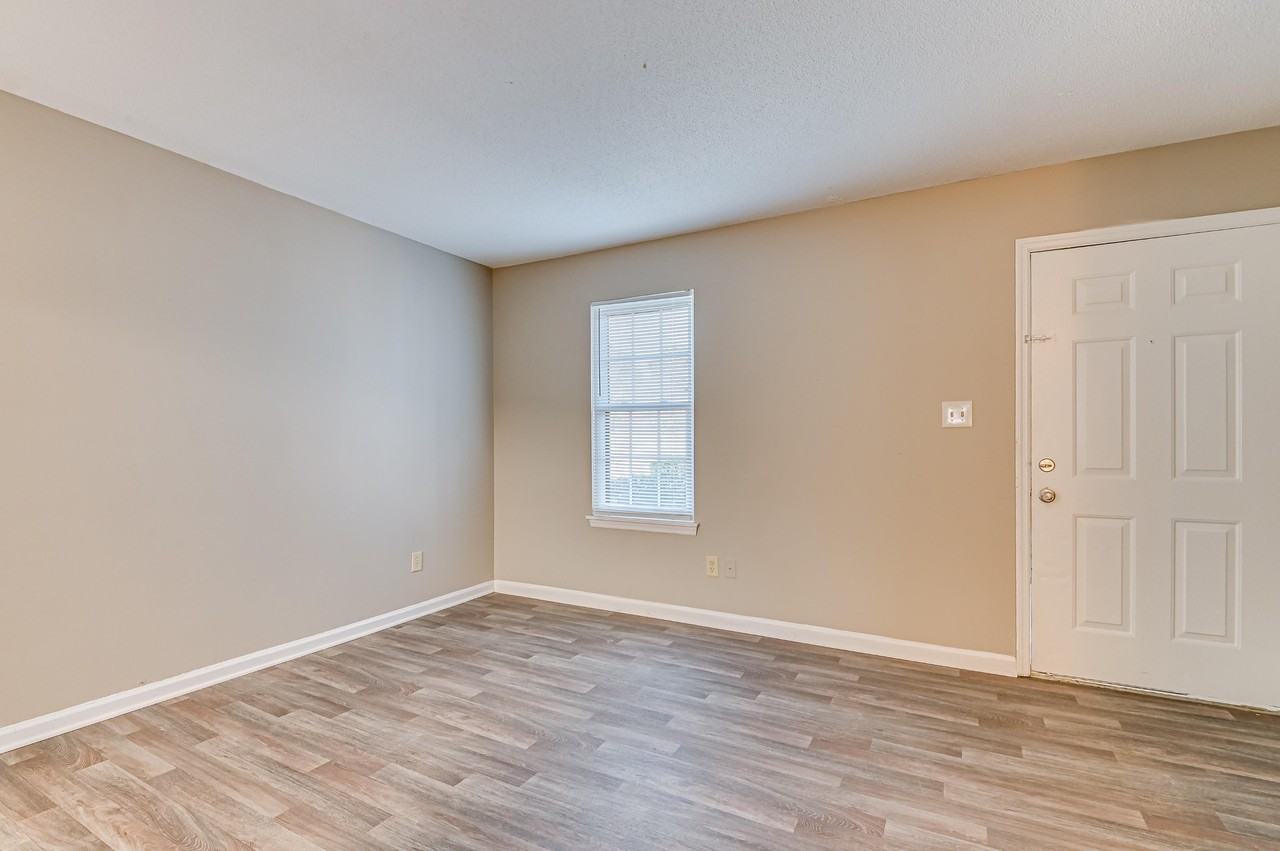 Cleveland St. Apartments - Photo 4 of 19