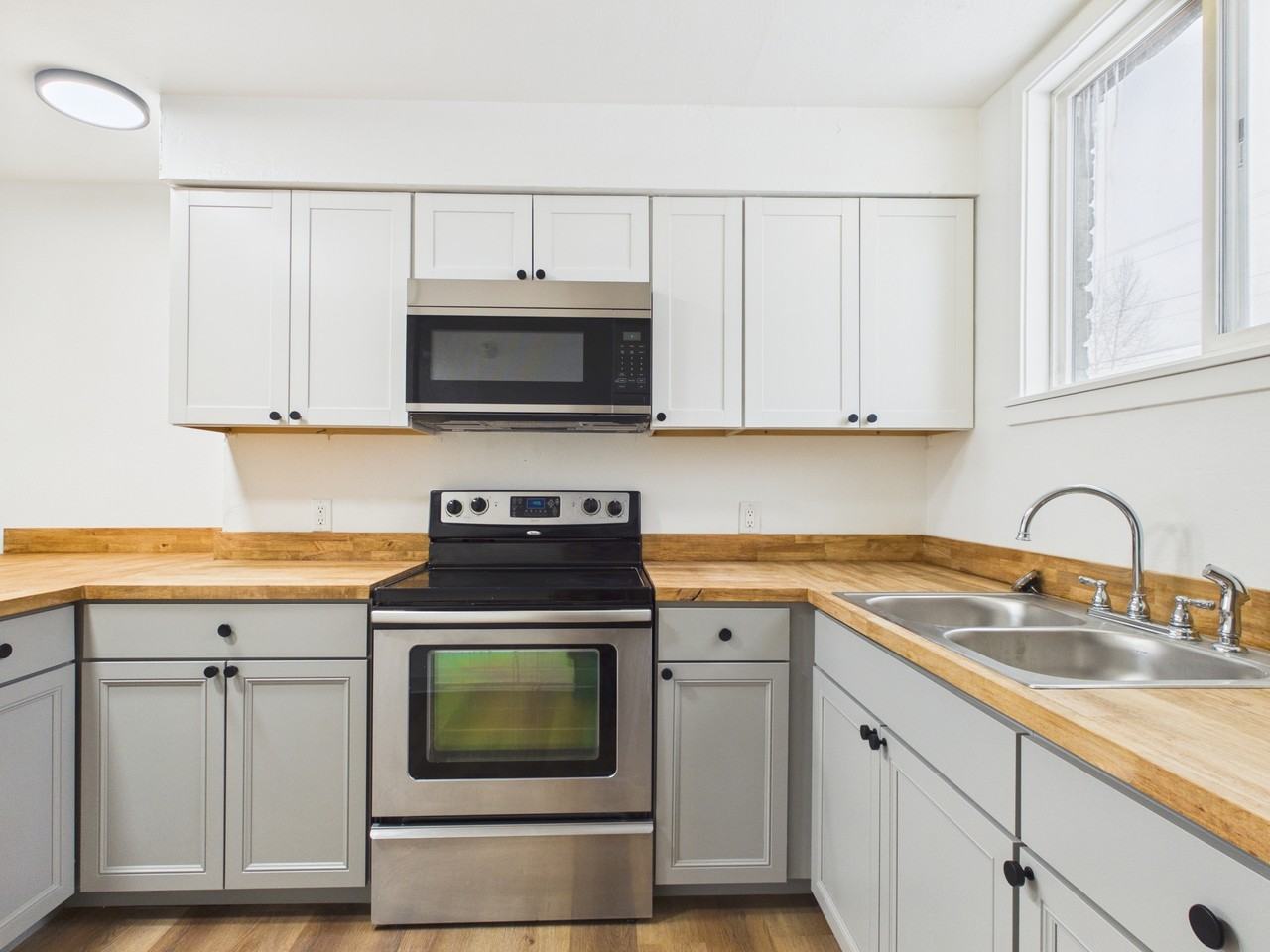 829 17th Avenue* - Photo 2 of 18