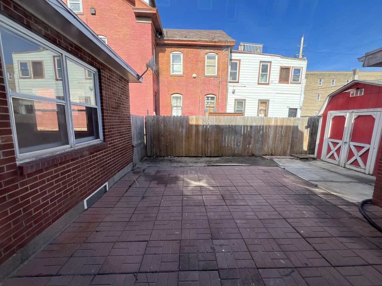 1404 Iowa Street - Photo 5 of 11