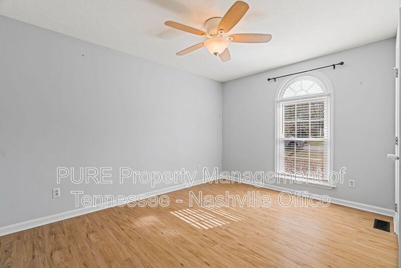 1630 Lillian Cir - Photo 7 of 35