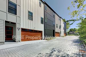 featured image of 2713 Torbett St #D