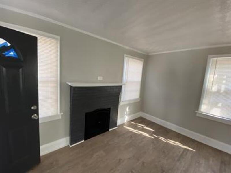 138 Johnson St - Photo 5 of 30