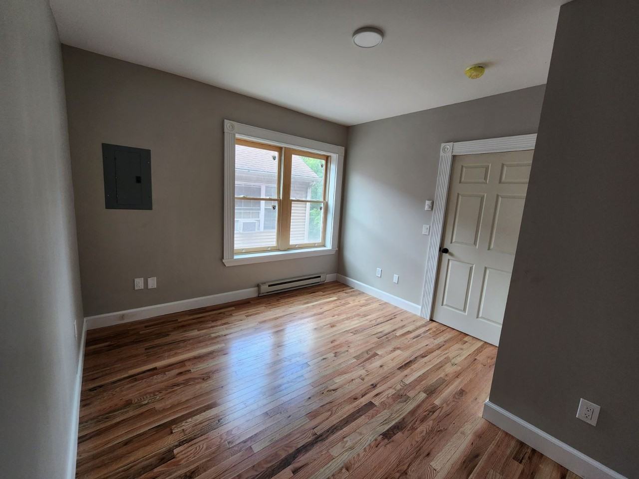 280-290 Garden Street - Photo 4 of 36