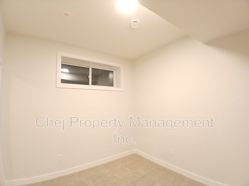 3475 Kulay Green Sw - Photo 3 of 17