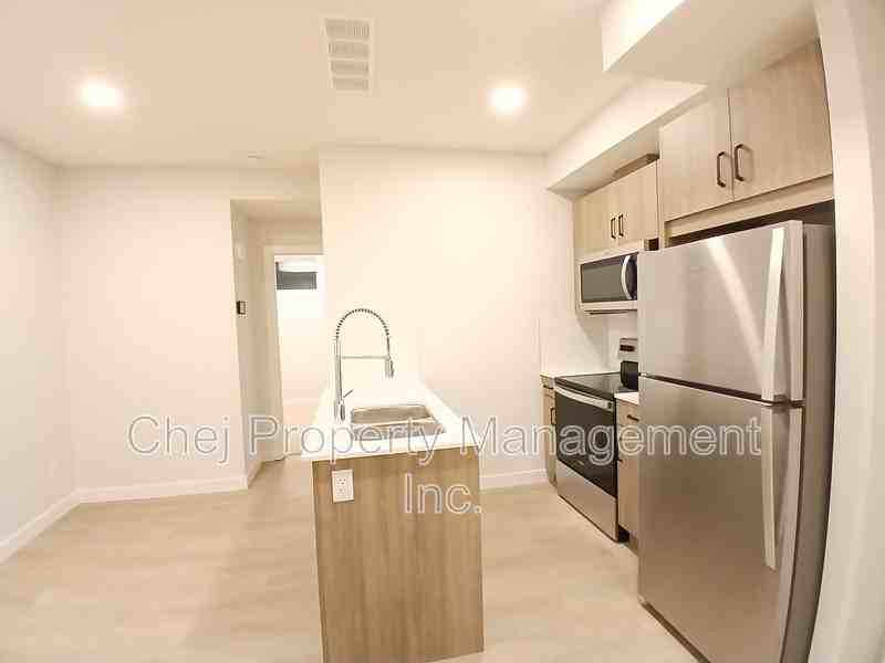 3475 Kulay Green Sw - Photo 7 of 17