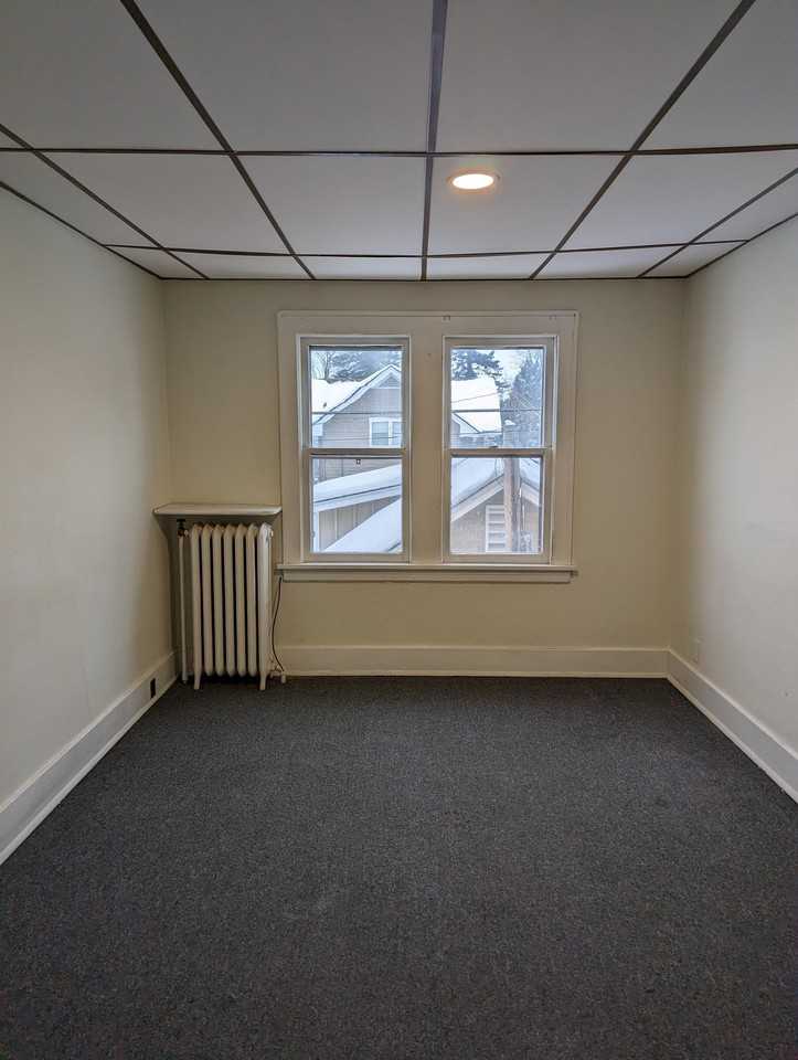 Blue Autumn Apartments - Photo 3 of 22