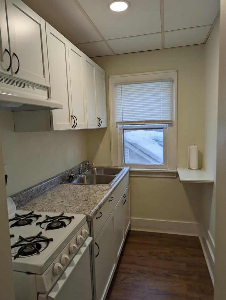 Blue Autumn Apartments - Photo 4 of 22