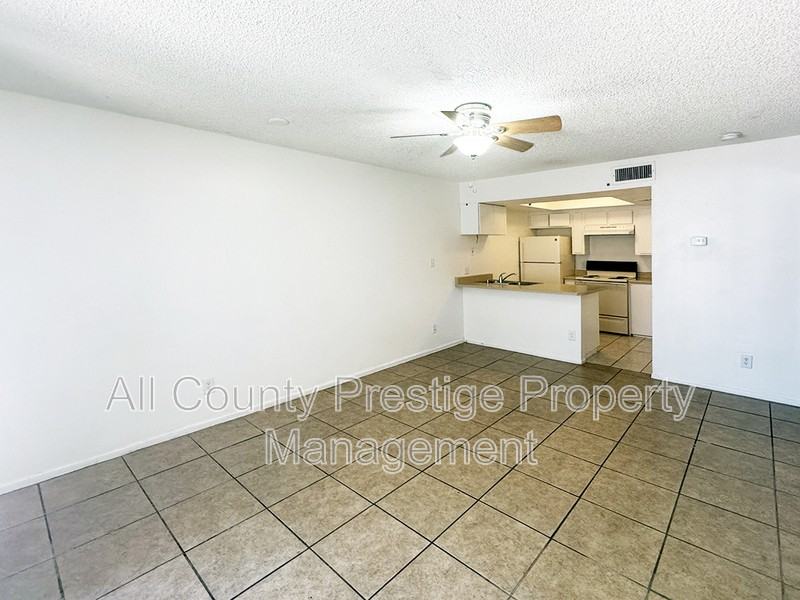 905 S Dorsey Ln #126 - Photo 5 of 15