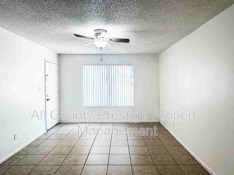 905 S Dorsey Ln #126 - Photo 7 of 15