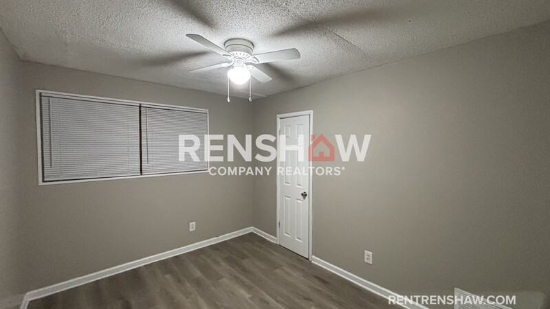 4829 Mccrory Ave - Photo 3 of 14