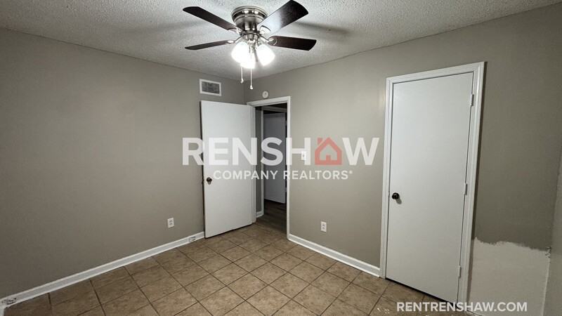 4829 Mccrory Ave - Photo 6 of 14