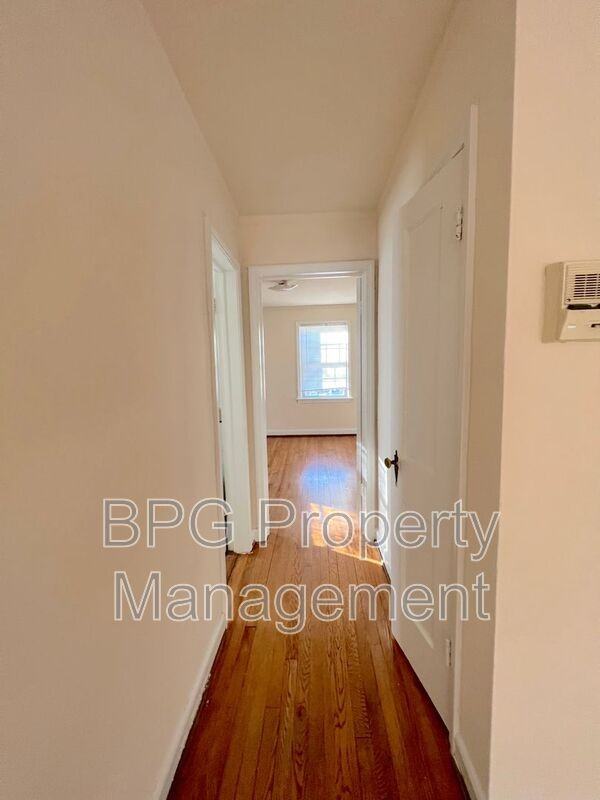 5721 11th St N #7 - Photo 7 of 13