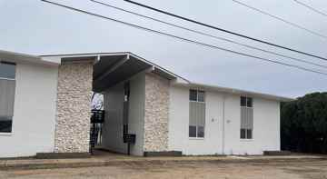 featured image of 1601 E Grand Ave