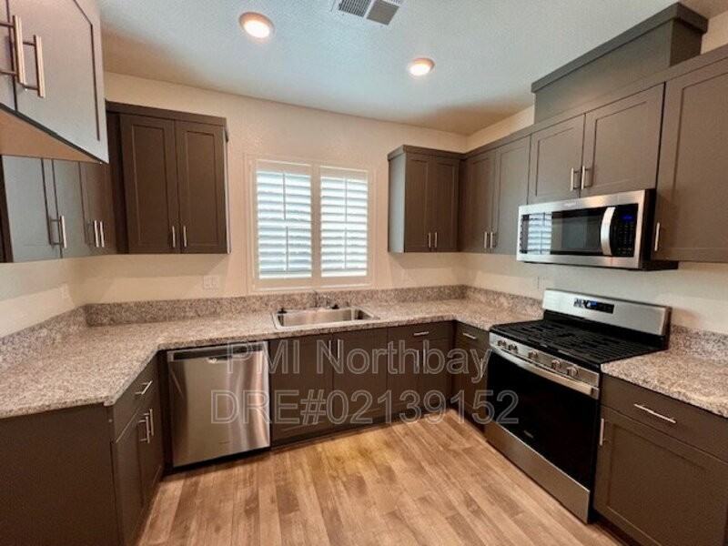 1476 Descanso Ln - Photo 2 of 22