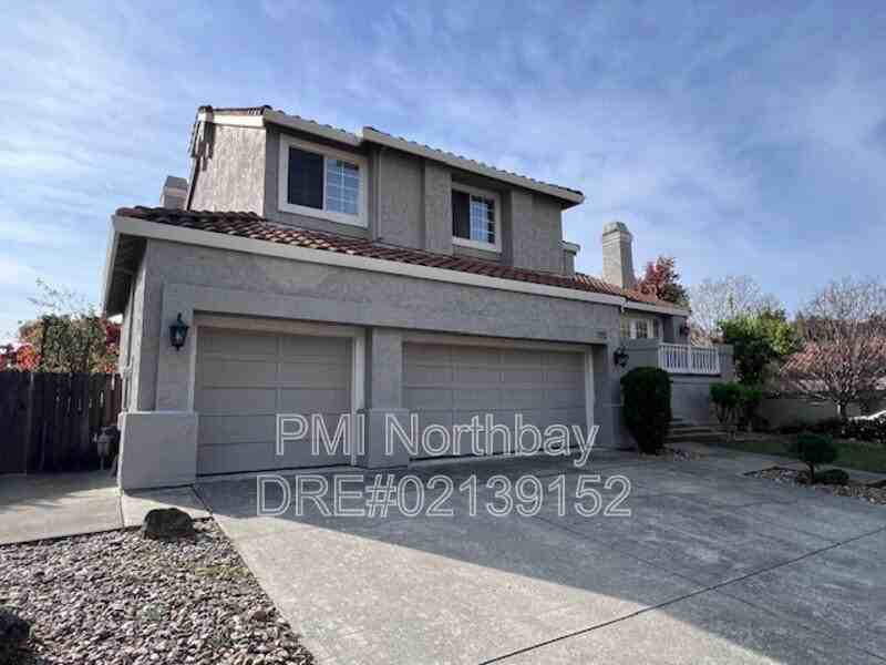 3213 Hilton Head Dr - Photo 3 of 29