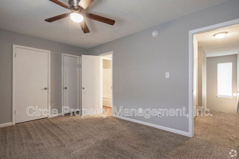 2021 Highridge Dr Sw - Photo 7 of 9