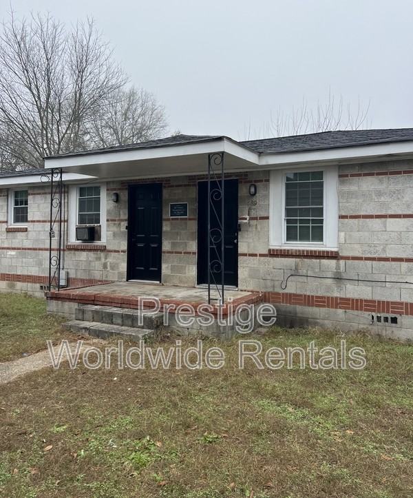 497 Mellon St - Photo 2 of 6