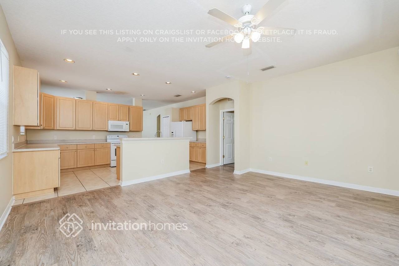 3231 70th Ct E - Photo 5 of 17