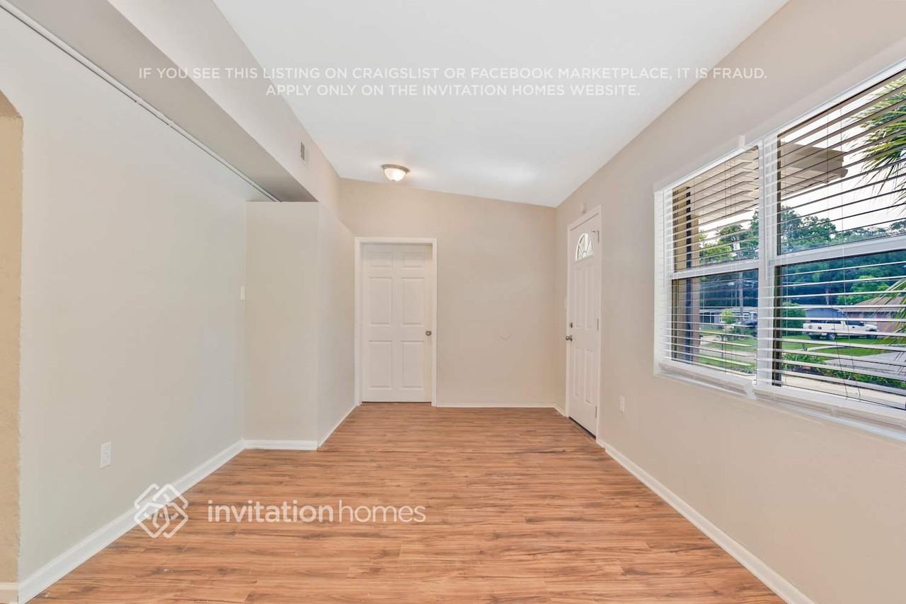 5121 Liming Ave - Photo 4 of 28