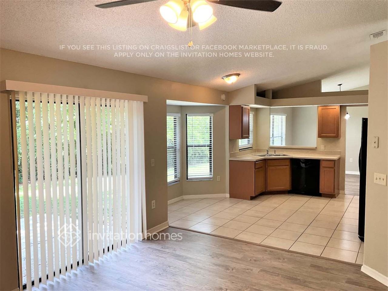 2174 E Gloria Dr - Photo 3 of 15