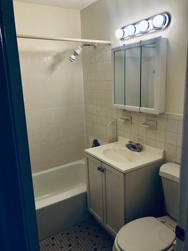 Stonegate - Photo 5 of 21