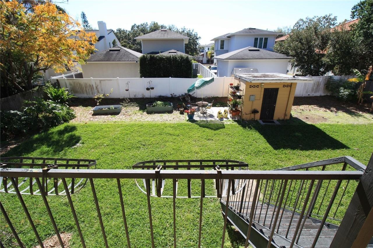 1380 Indiana Avenue - Photo 3 of 10