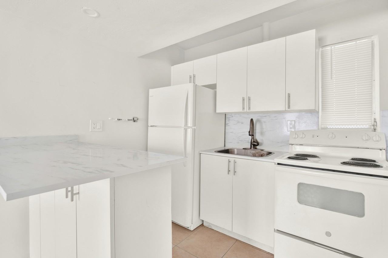 223 Antilla Ave. - Photo 4 of 16