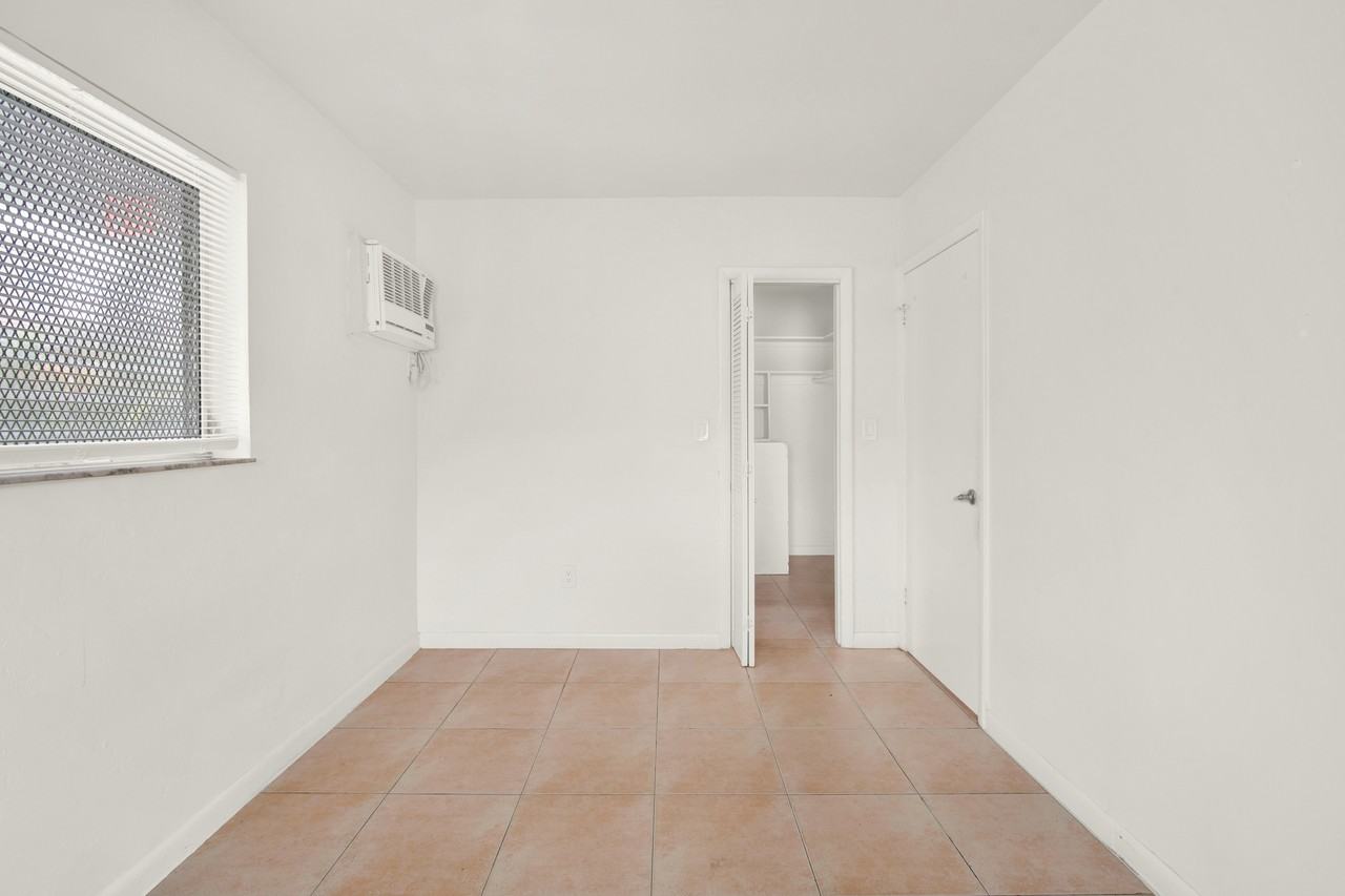 223 Antilla Ave. - Photo 6 of 16